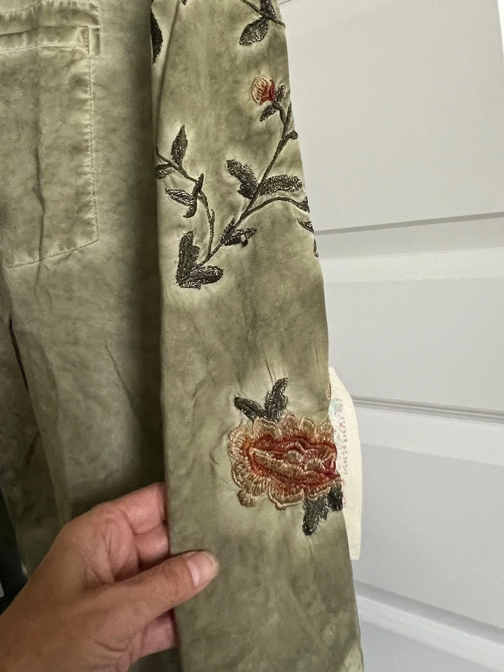 ARATTA Oversized Kate Shirt Embroidered Button Down Small Olive Distressed NWT - Picture 9 of 12